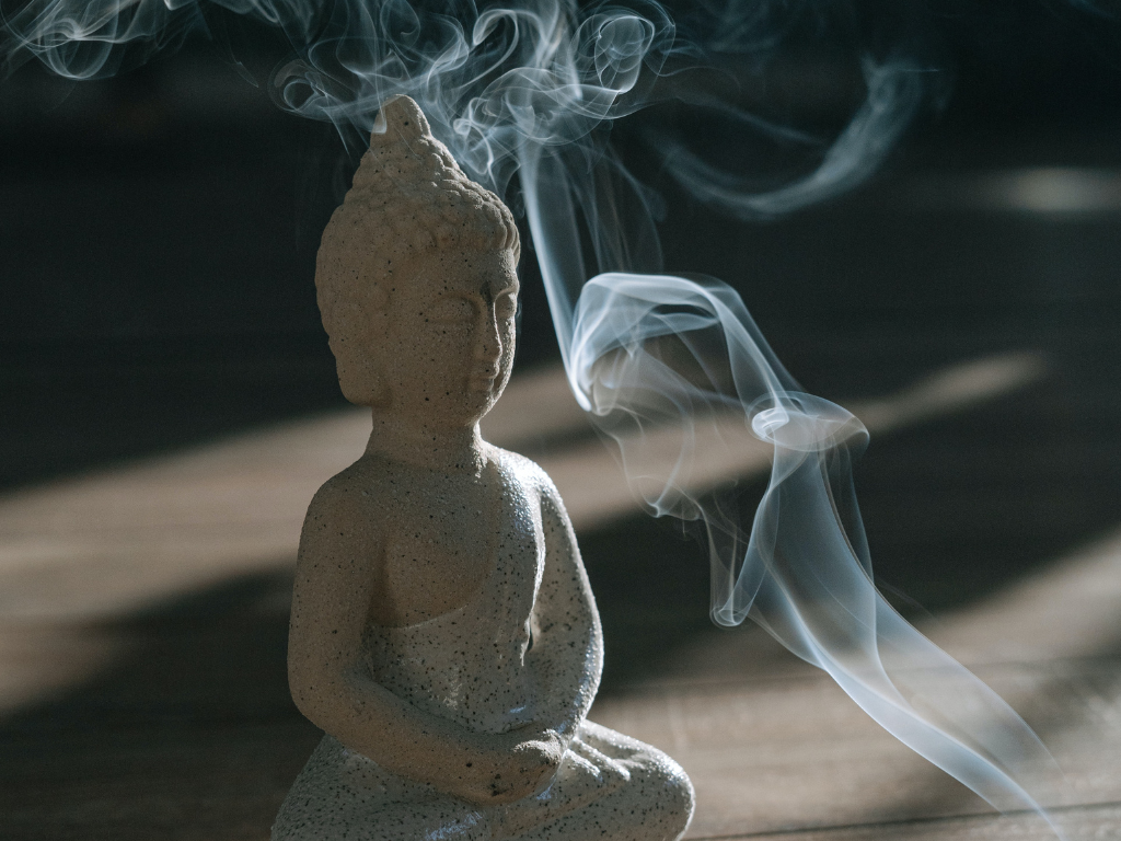 A statue of Buddha meditating